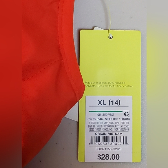 All In Motion Boys' Quilted Vest - Picture 5 of 6